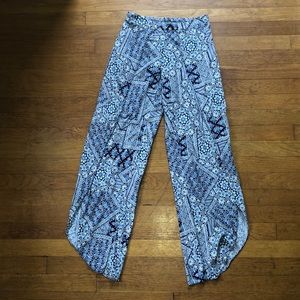 South moon under beach pants!